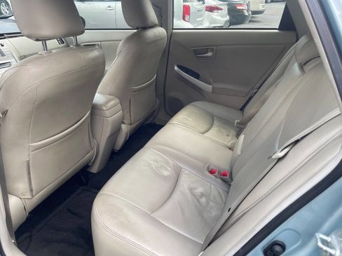 Used 2013 Toyota Prius Two FWD image 19