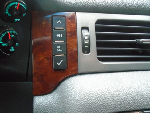 Used 2013 Chevrolet Silverado 3500 LTZ w/ LTZ Plus Package image 49