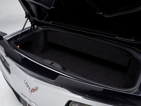 Used 2019 Chevrolet Corvette Z06 image 36