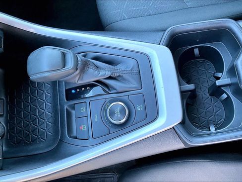 Used 2024 Toyota RAV4 XLE image 15