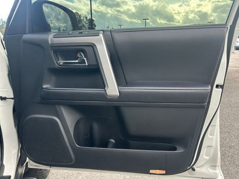 Used 2021 Toyota 4Runner SR5 image 25