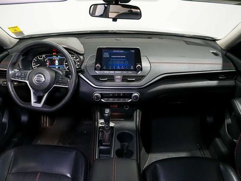 Used 2022 Nissan Altima 2.5 SR FWD image 25