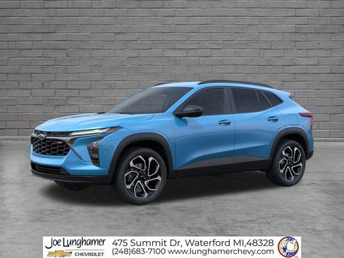 New 2026 Chevrolet Trax RS w/ Driver Confidence Package FWD image 2