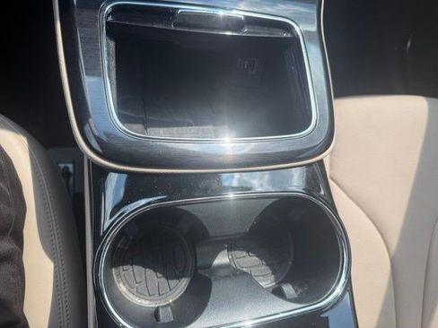 Used 2023 Lincoln Nautilus Reserve w/ Equipment Group 201A FWD image 16