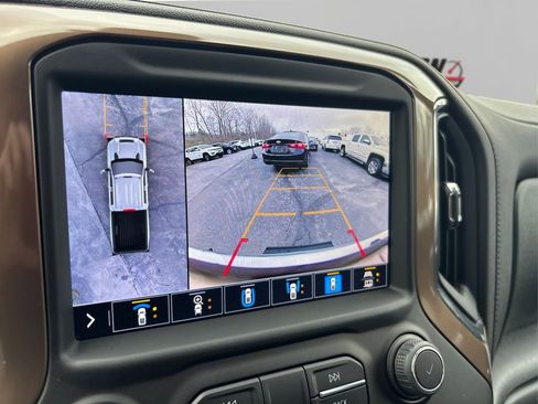 Used 2022 Chevrolet Silverado 2500 High Country w/ Technology Package image 44