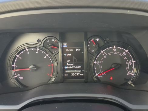 Certified 2024 Toyota 4Runner SR5 Premium image 34