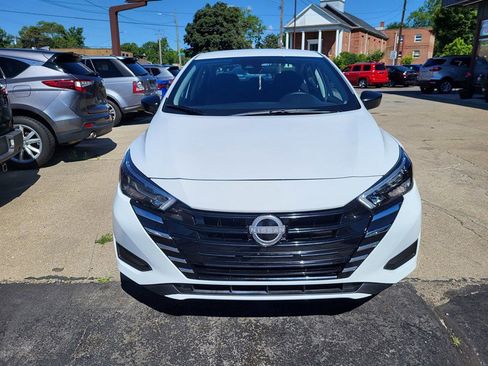 Used 2025 Nissan Versa S w/ Trunk Package FWD image 2