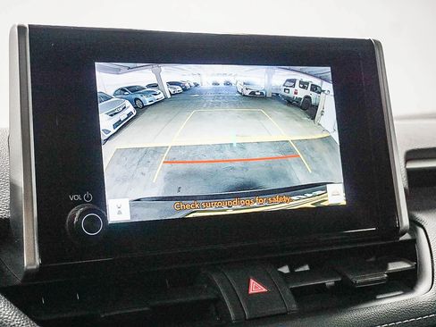Certified 2024 Toyota RAV4 XLE FWD image 25
