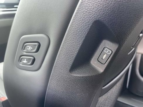 New 2026 Kia Carnival EX FWD image 20