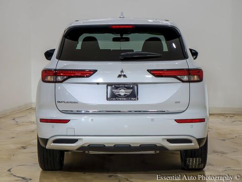 Used 2023 Mitsubishi Outlander SE FWD image 7