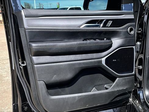 New 2026 Jeep Grand Wagoneer Limited AWD/4WD image 11