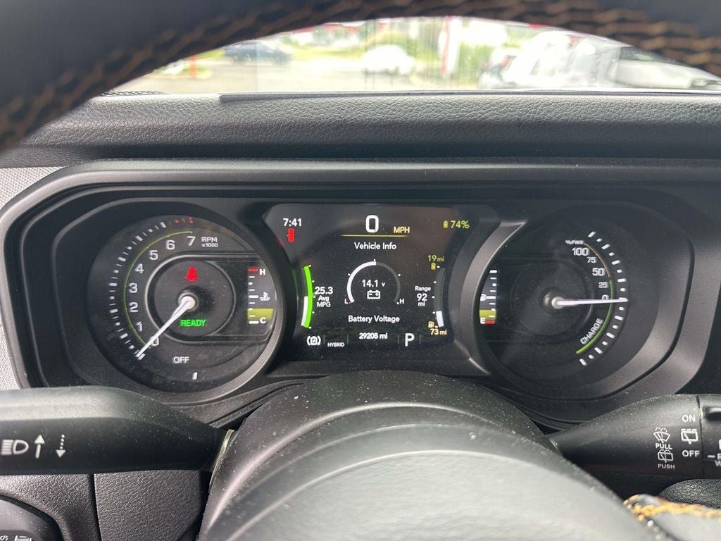 Used 2024 Jeep Wrangler Unlimited w/ Convenience Group AWD/4WD image 26