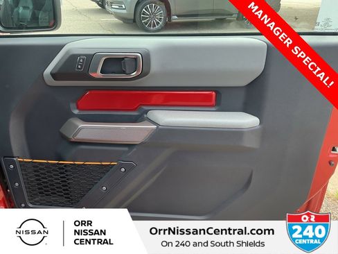 Used 2023 Ford Bronco Badlands image 10