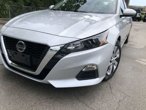 Used 2022 Nissan Altima 2.5 S FWD image 19