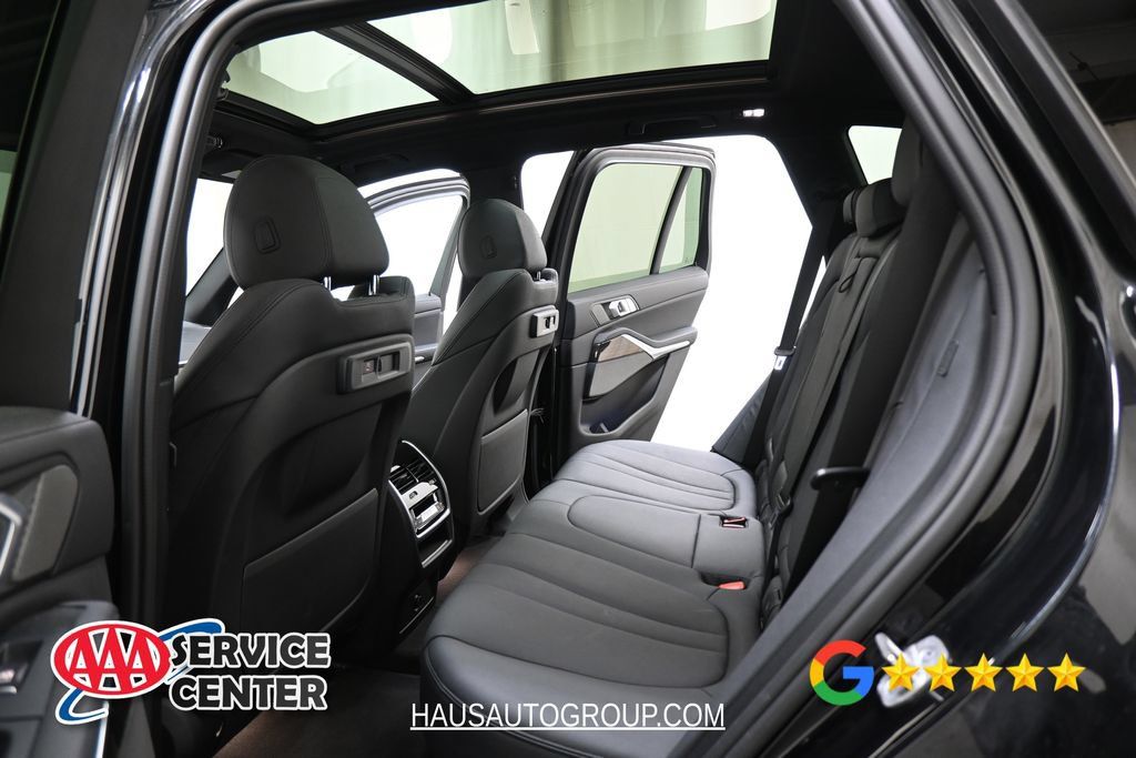Used 2021 BMW X5 xDrive40i w/ Premium Package AWD/4WD image 17