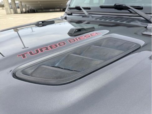 Used 2021 Jeep Wrangler Unlimited Rubicon AWD/4WD image 30