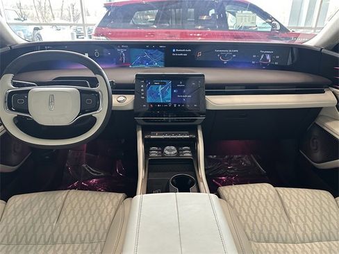 Certified 2024 Lincoln Nautilus Black Label image 14