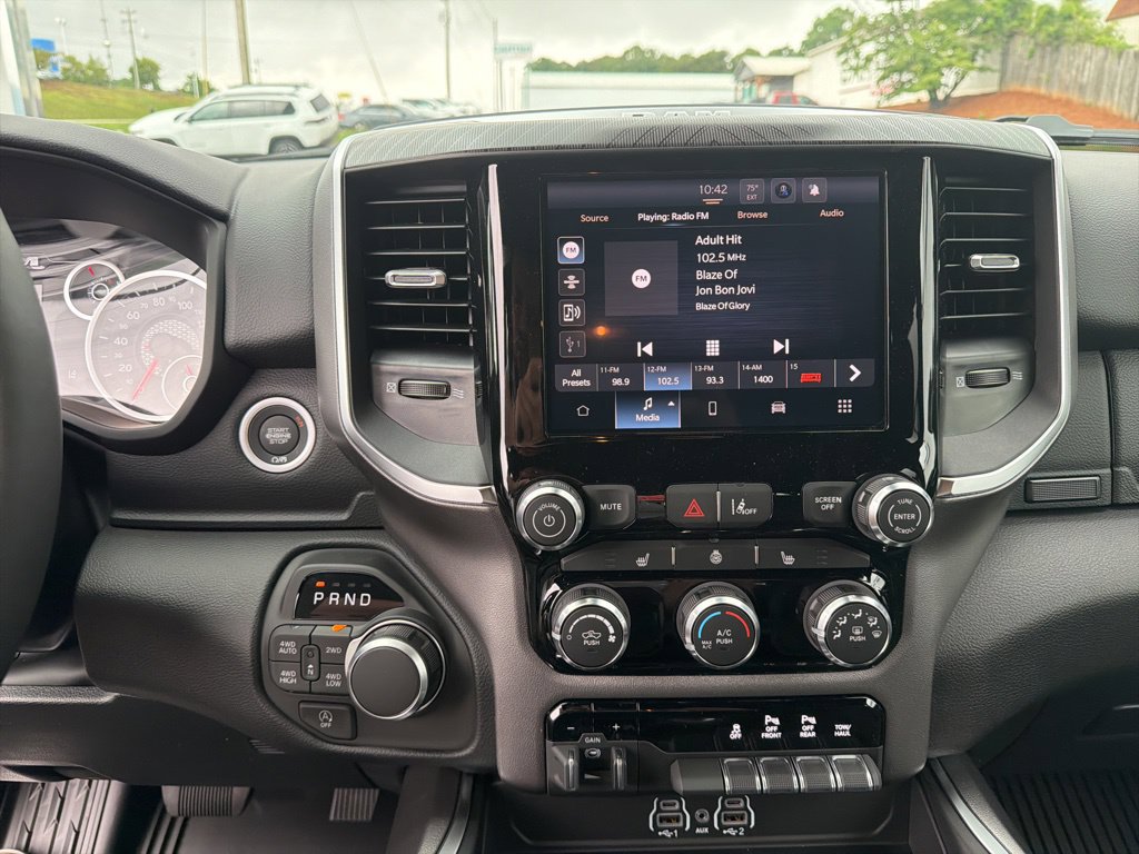 New 2026 RAM 1500 Big Horn AWD/4WD image 31