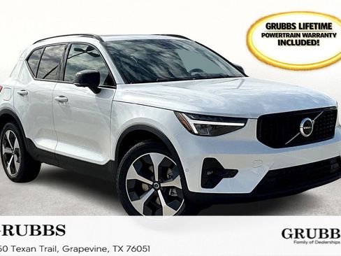 New 2026 Volvo XC40 B4 Plus w/ Protection Package Premier image 1