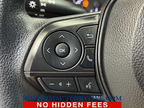 Used 2023 Toyota Corolla Cross L AWD/4WD image 36
