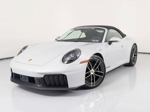 Certified 2025 Porsche 911 Carrera GTS RWD image 7