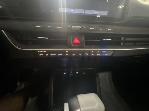 Used 2025 Kia K4 FWD image 21