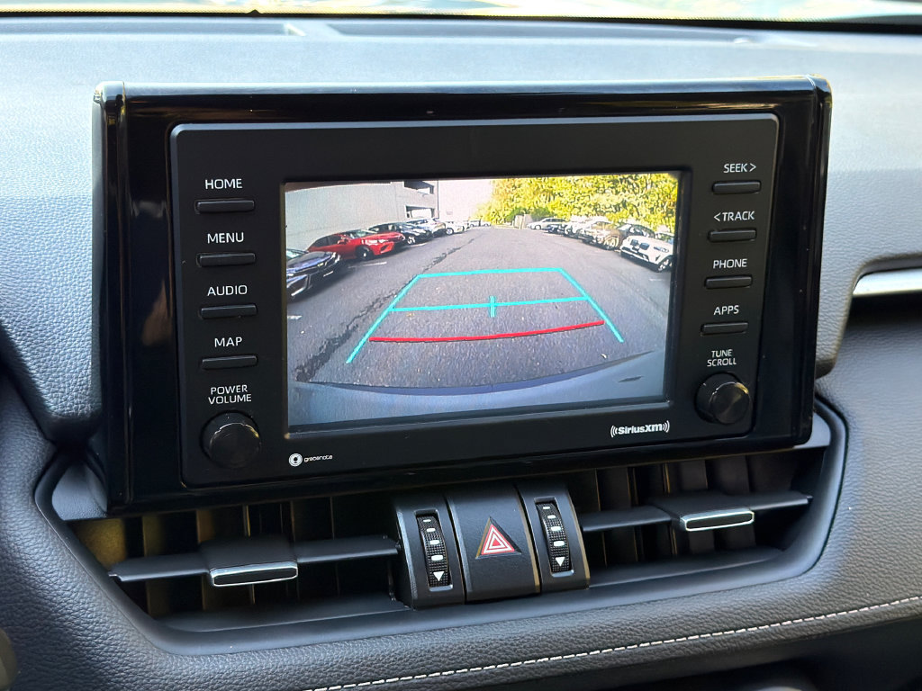 Used 2020 Toyota RAV4 XLE Premium AWD/4WD image 28