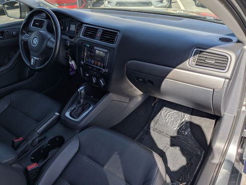 Used 2014 Volkswagen Jetta TDI FWD image 32