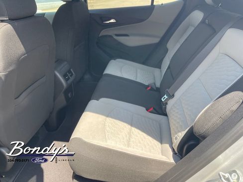 Used 2018 Chevrolet Equinox LT FWD image 11