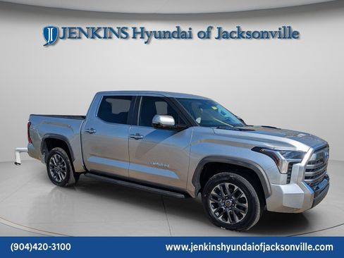 Used 2024 Toyota Tundra Limited w/ Power Package image 12