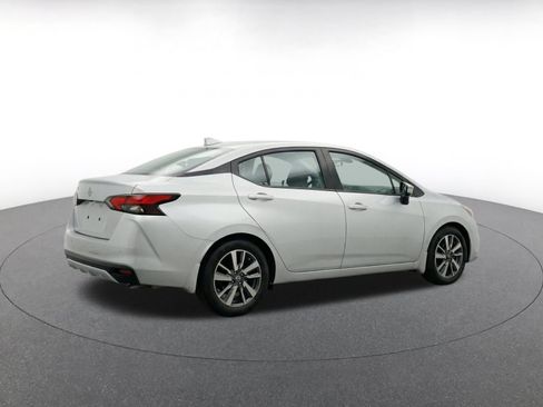 Used 2025 Nissan Versa SV FWD image 9