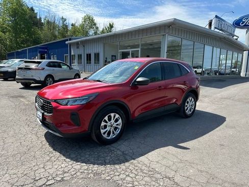 Used 2023 Ford Escape Active AWD/4WD image 1