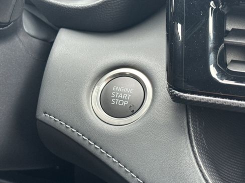 New 2026 Toyota Highlander XSE image 21