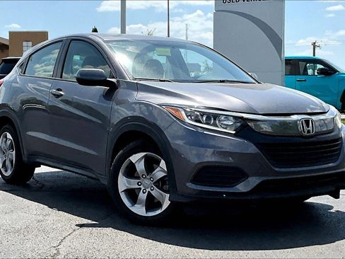 Used 2021 Honda HR-V LX image 2