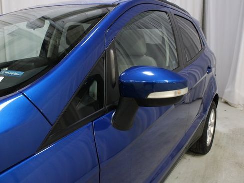 Used 2018 Ford EcoSport SE w/ SE Convenience Package image 35
