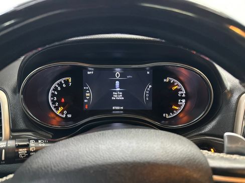 Used 2014 Jeep Grand Cherokee Overland RWD image 30