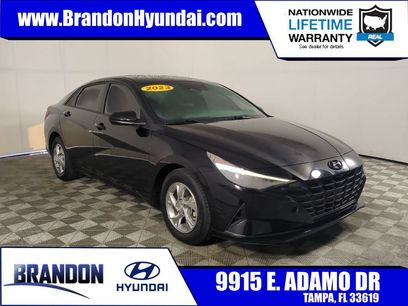 Used 2023 Hyundai Elantra SE