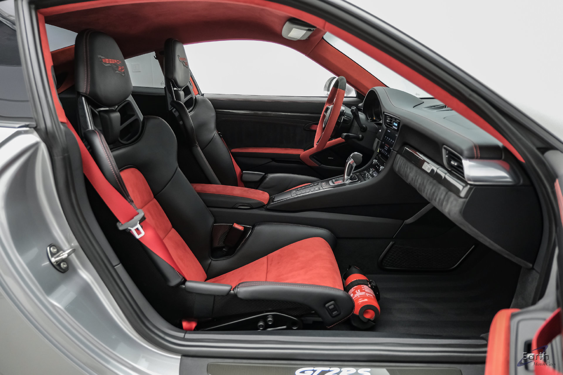 Used 2018 Porsche 911 GT2 RS RWD image 61