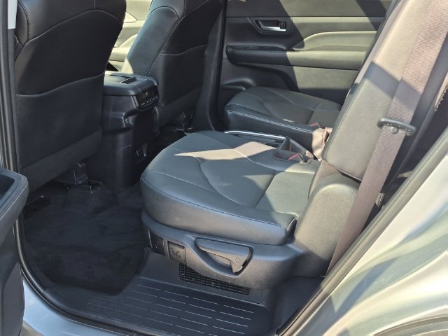 Certified 2025 Toyota Grand Highlander AWD Hybrid image 25