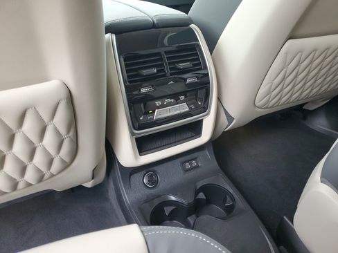 New 2027 BMW X7 M60i AWD/4WD image 25