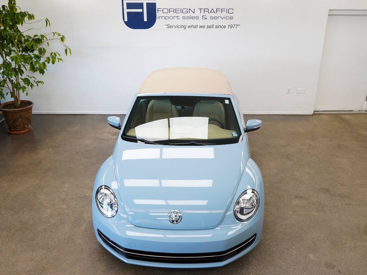 Used 2015 Volkswagen Beetle TDI FWD image 50
