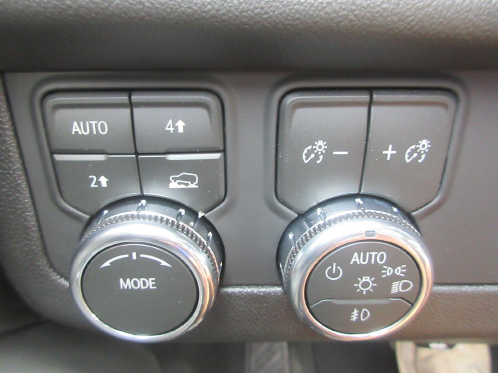 New 2027 GMC Yukon Elevation w/ Technology Package AWD/4WD image 17