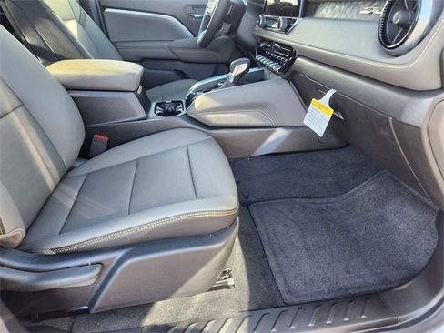 New 2026 Chevrolet Colorado ZR2 image 26