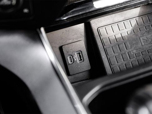 Used 2021 Ford F150 Platinum w/ Equipment Group 701A High image 28