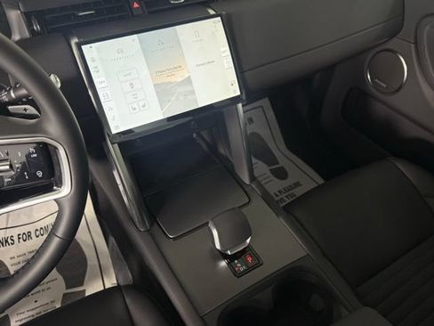 Certified 2025 Land Rover Discovery Sport S AWD/4WD image 34