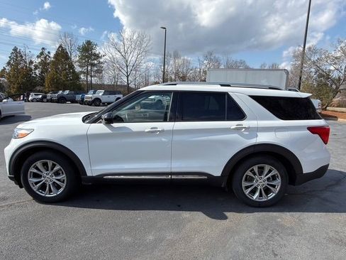 Used 2023 Ford Explorer Limited image 17