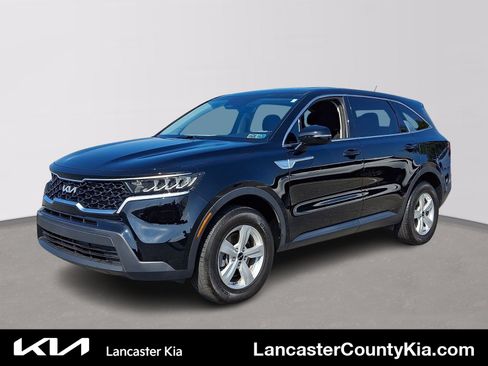 Used 2023 Kia Sorento LX AWD/4WD image 1