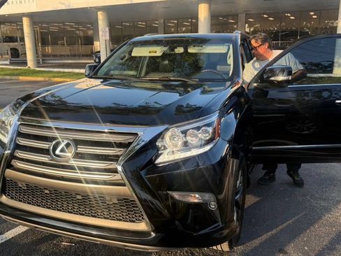 Used 2018 Lexus GX 460 Premium w/ Premium Package AWD/4WD image 1