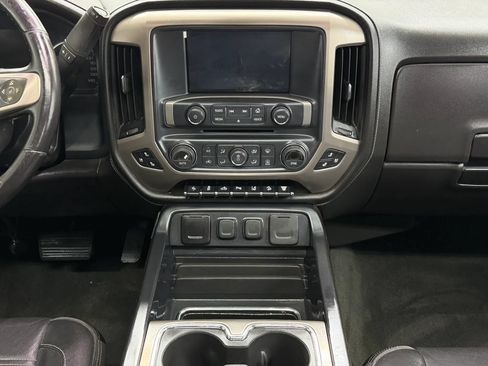 Used 2018 GMC Sierra 2500 Denali w/ Duramax Plus Package AWD/4WD image 79