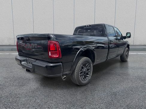 Used 2025 RAM 2500 Limited AWD/4WD image 7